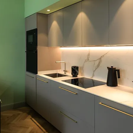 Enchanting Penthouse With A Breathtaking 360 Degrees Panoramic View In The Heart Of Apartament Florencja