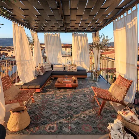 Enchanting Penthouse With A Breathtaking 360 Degrees Panoramic View In The Heart Of Διαμέρισμα *