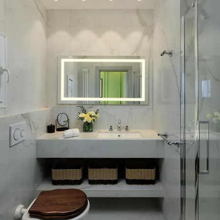Enchanting Penthouse With A Breathtaking 360 Degrees Panoramic View In The Heart Of *