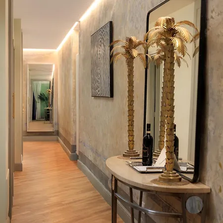 Enchanting Penthouse With A Breathtaking 360 Degrees Panoramic View In The Heart Of Apartament *